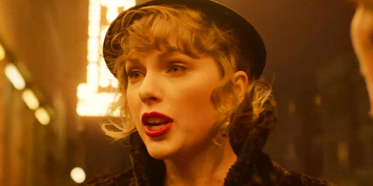 Taylor Swift as Liz Meekins in Amsterdam