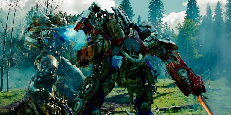 Megatron fighting Optimus Prime