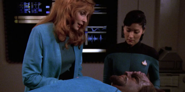 Star Trek TNG Dr Crusher Ethics