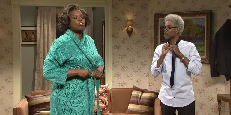 Leslie Jones and Chris Rock arguing with each other in the Arguing Couple in SNL.