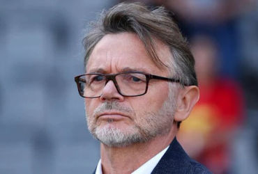 Những Bí Mật Đằng Sau Sự Vắng Mặt Của HLV Philippe Troussier tại Lễ Trao Giải Quả Bóng Vàng Việt Nam 2023