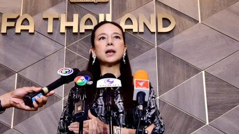 Madam Pang và Cuộc Cách Mạng Trọng Tài ở Thái Lan