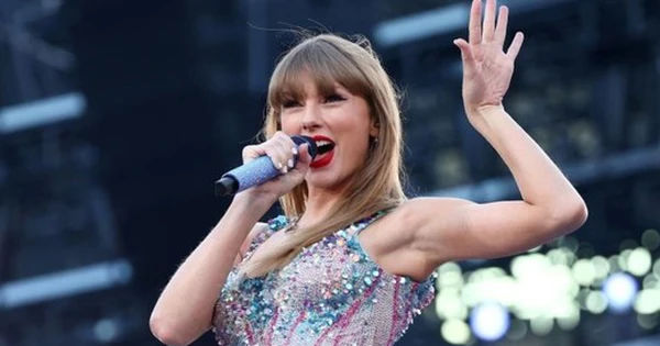 Taylor Swift - Hành Trình Lưu Diễn Đỉnh Cao