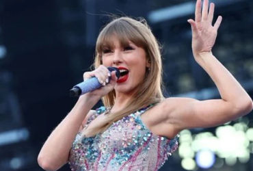Taylor Swift - Hành Trình Lưu Diễn Đỉnh Cao