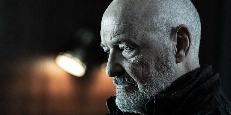 Side profile of Terry O'Quinn as Major General Beale in The Walking Dead The Ones Who Live