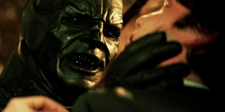 Batman Begins Black Batman in a hallucination of Crane