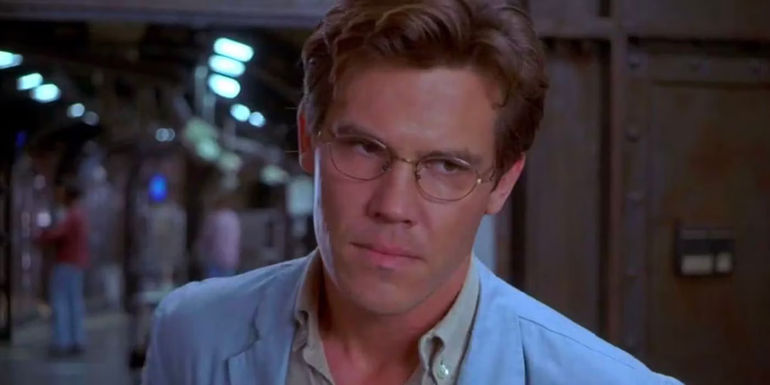 Josh Brolin glares as Matthew Kensington in Hollow Man