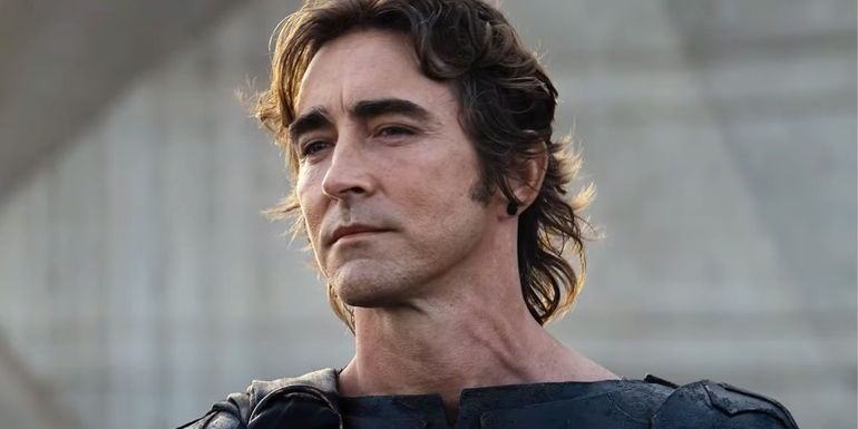 Lee Pace with his eyes narrowed as Cleon VXII in Foundation - Foundation's Shaky Production History Explained