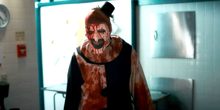 David Howard Thornton's Art the Clown covered in blood in Terrifier 2 - The First Teaser Trailer Was Released In November 2023 - Terrifier 3 Trailer