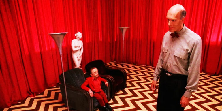 Black Lodge in Twin Peaks season 2 finale - Twin Peaks' sophomore season is known for being bogged down by filler episodes. - Twin Peaks Season 2