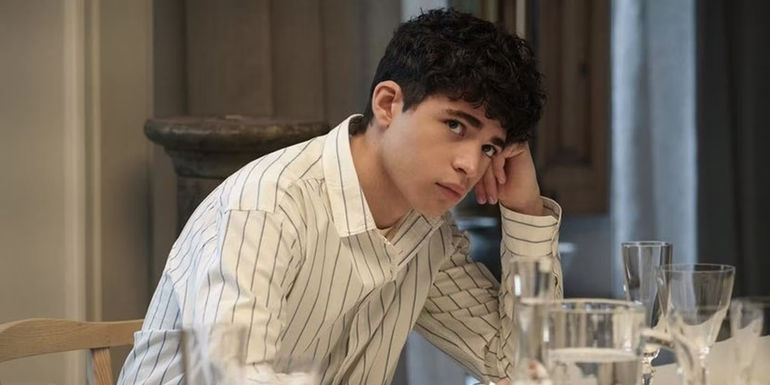 Hugo Arbues as Apolo Hidalgo in Through My Window - Hugo Arbues as Apolo Hidalgo