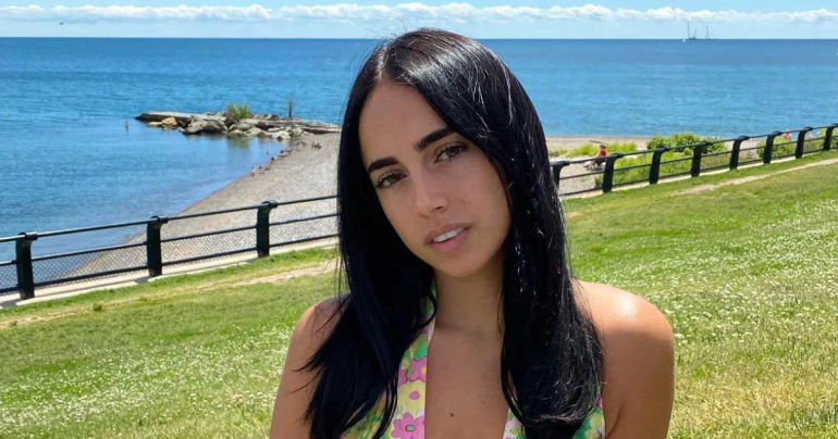 Exploring the Family of Maria Georgas: Unveiling the Story Behind 'The Bachelor Season 28 Contestant's Father, Nick Georgas