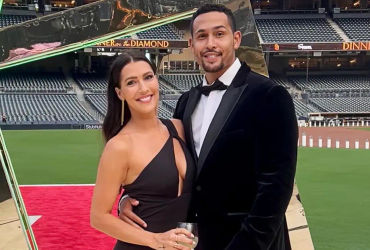 Exclusive: Thomas Jacobs and Becca Kufrin's 'Gatsby' Inspired Wedding with Heartfelt Details