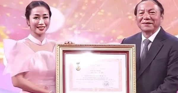 Hành Trình Nghệ Thuật của Ốc Thanh Vân: Từ Bước Đi Đầu Tiên Đến Đỉnh Cao Danh Hiệu NSƯT