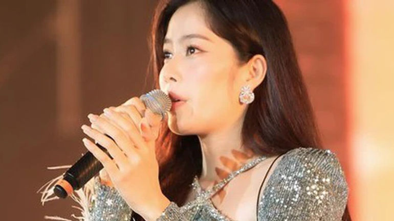 Bí ẩn về Nhan Sắc của Nam Em