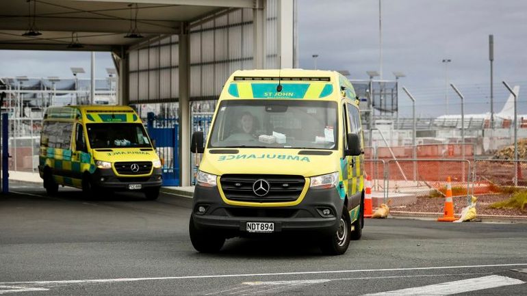 Multiple passengers injured on international flight due to technical issue, witnesses describe chaotic scene