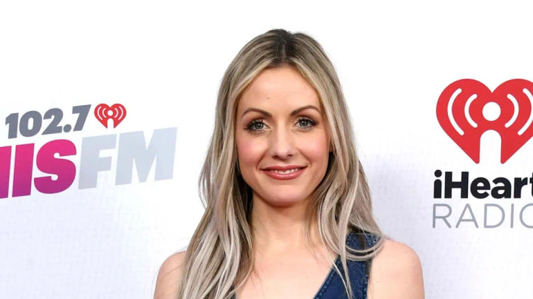 'Bachelor' Star Carly Waddell Makes a Bold Debut with Attorney Boyfriend Todd Allen Tressler