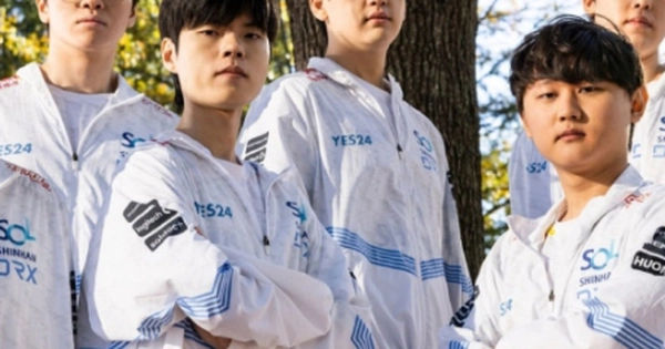 Bí ẩn đằng sau sự phản đối của cộng đồng với nhà vô địch CKTG