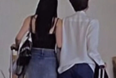 Bí mật đằng sau chuyện 'team qua đường' bắt gặp sao Vbiz sánh đôi tình tứ tại Thái Lan