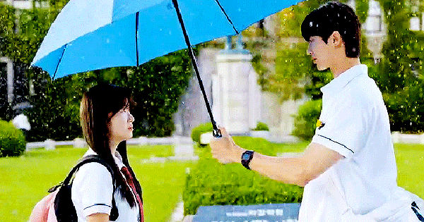 Chạy Đi Em Ơi - Một Cuộc Phiêu Lưu Tình Yêu Đầy Mê Hoặc