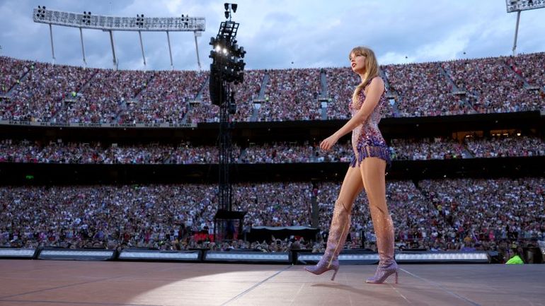 Will Top Artists Continue to Draw Huge Crowds and Revenue from Concerts in 2024?