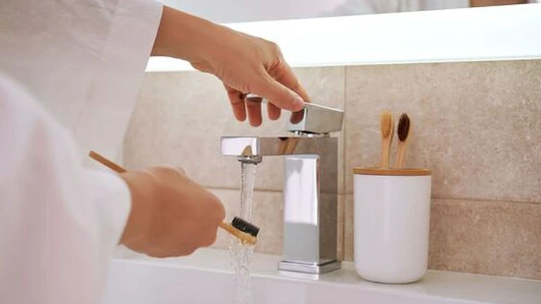 Bí mật đánh răng giữ cho nụ cười sáng bóng