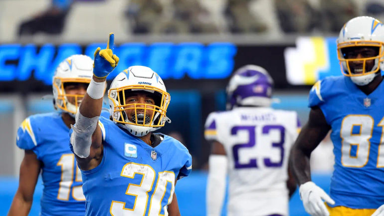 Los Angeles Chargers Throw Shade at Chiefs in NFL Schedule Announcement