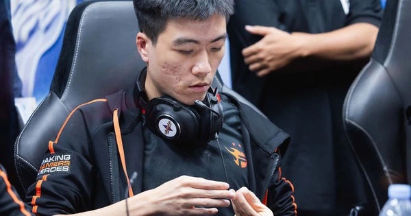 Chấm Dứt Sự Nghiệp Thành Công: Xuân Bách - HLV Mới của Team Flash Liên Quân Mobile