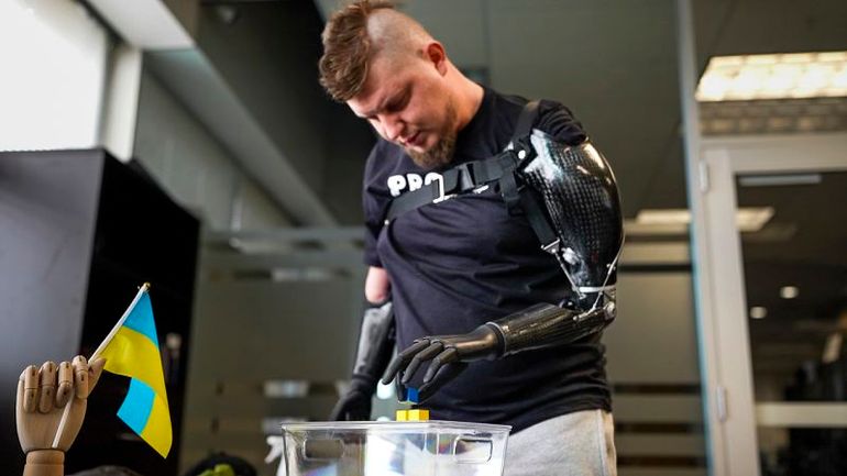 The Impact of AI and Bionics on Enhancing Rehabilitation for War Veterans