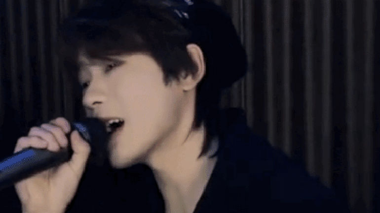 Sự Lôi Cuốn Đặc Biệt Của Ca Khúc Xin Đừng Nhấc Máy Trên MXH Douyin