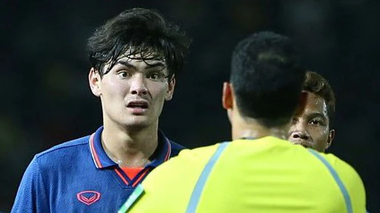 Những Câu Chuyện Bí Ẩn Xung Quanh Cầu Thủ Jonathan Khemdee và HLV Ishii