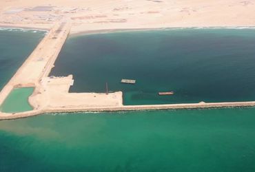 Transforming a Coastal Haven: The Potential of a Seaside City as a Global Trade Hub