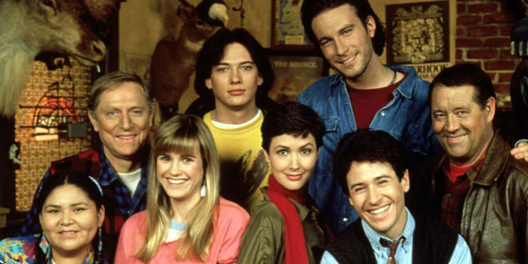 The cast of Northern Exposure together and smiling