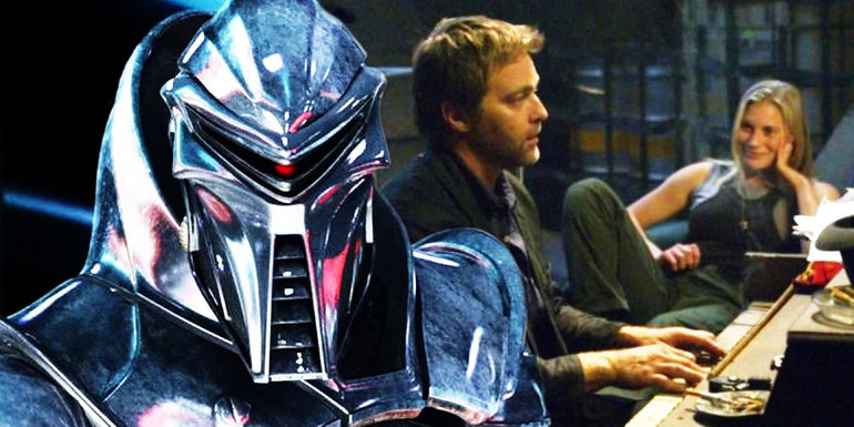 One of Bsg's Cylons and the pianist plays music for Starbuck
