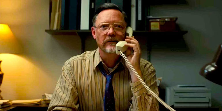 Matthew Lillard as Steve Raglan on the Phone in Five Nights at Freddy's