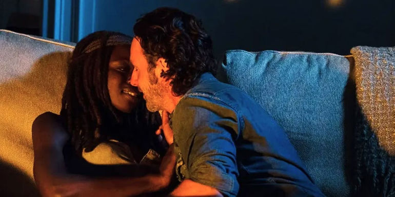 Michonne And Rick On The Couch In The Walking Dead Season 6