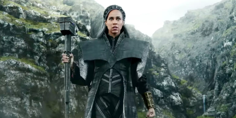 Dar-Benn holding the Universal Weapon in The Marvels