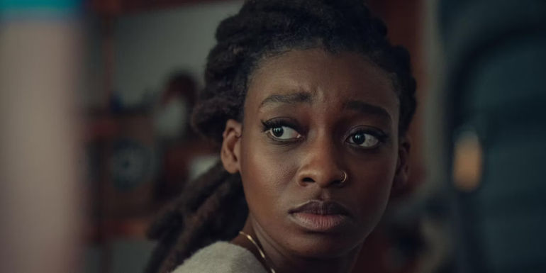 Shelley looking sad in Top Boy.