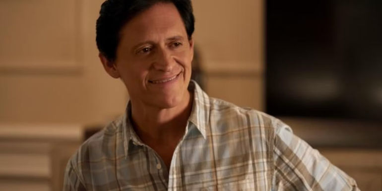 Clifton Collins Jr. as Senator Oscar Diaz smiling in Red White and Royal Blue