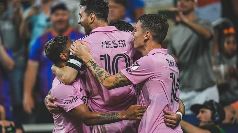 Leo Messi's Celebratory Triumph: A Visual Journey through a Historic Moment