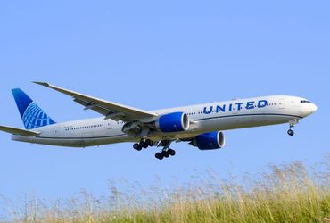 Disappointed Passengers Arrive in Unexpected Year on Anticipated Time-Travel Flight