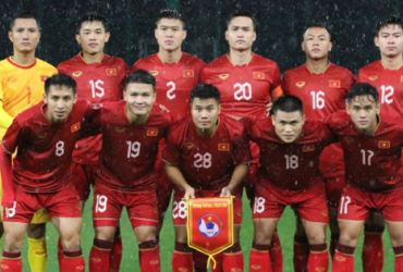 Danh sách ĐT Việt Nam: Sự chìm nghỉm hay lời phân tích của HLV Troussier?