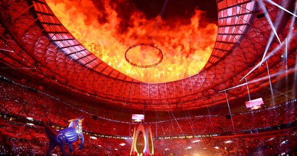 Vẻ đẹp long lanh trong lễ khai mạc VCK Asian Cup 2023