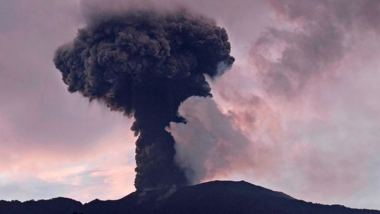 Indonesia's Mount Marapi Erupts Again, Posing Threat to Residents