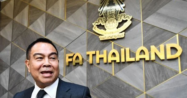 Chủ tịch LĐBĐ Thái Lan gây tranh cãi với sự 'rút ruột' tiền từ giải VĐQG