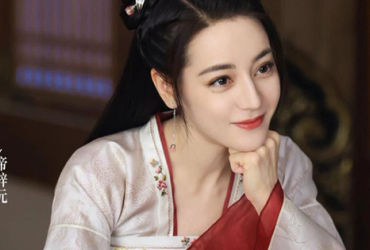 Vài điều thú vị về sự trở lại ấn tượng của Địch Lệ Nhiệt Ba trong An Lạc Truyện