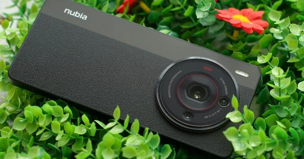 Nubia Z50S Pro: Thiết kế đột phá, camera 35mm, Snapdragon 8+ Gen 2, giá chỉ từ 12,1 triệu đồng