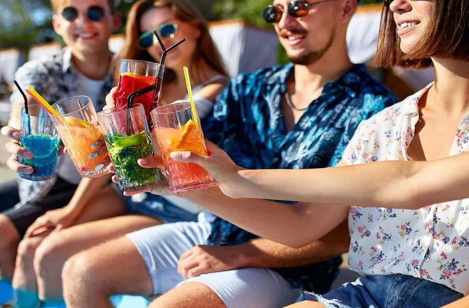 The Ultimate Style Guide for Making a Splash at Pool Parties