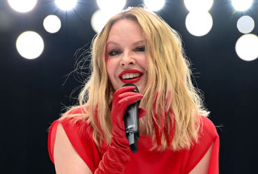 Unveiling the Star-Studded Lineup: Hollywood Icons and Chart-Topping Artists Take Over Las Vegas Strip!