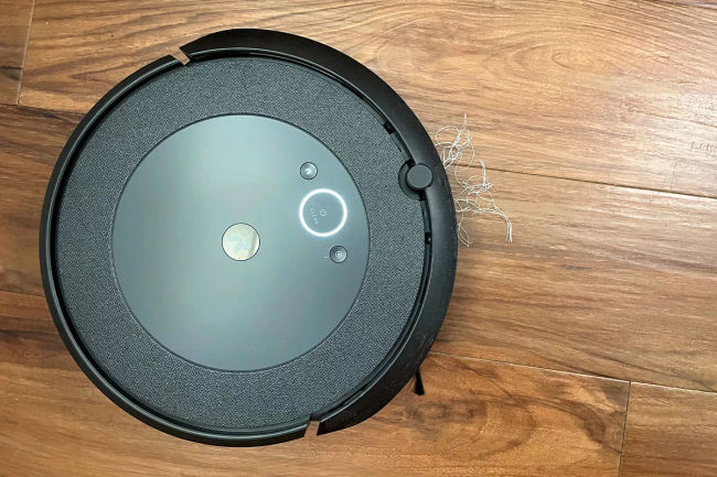 The Ultimate Guide to Effortlessly Cleaning Your Roomba